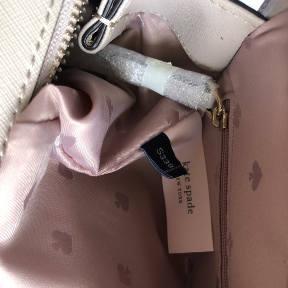 Kate Spade (NY) Cameron Spade Flower Appliqué - Picture 8 of 11